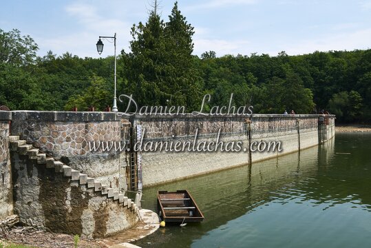 dt bourgogne centre juillet2014 lac barrage pont-massene 008