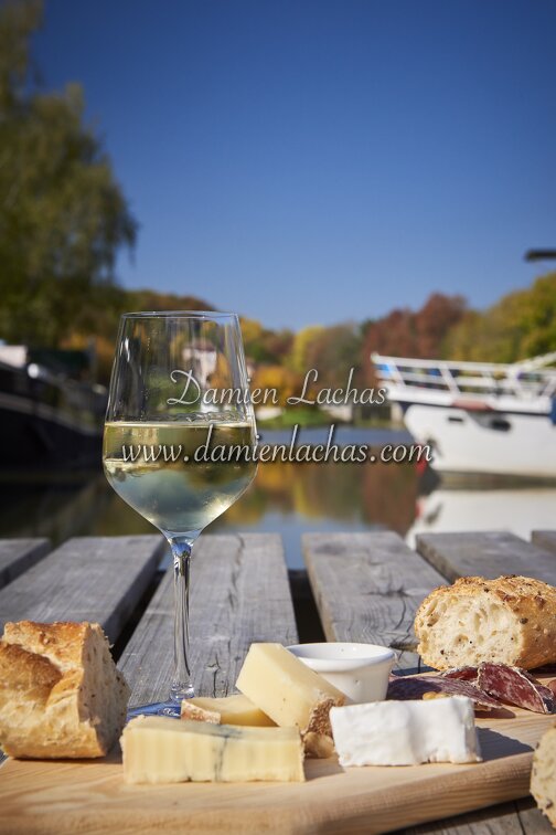vnf_dtcb_canal_bourgogne_pont-ouche_restaurant_005.jpg