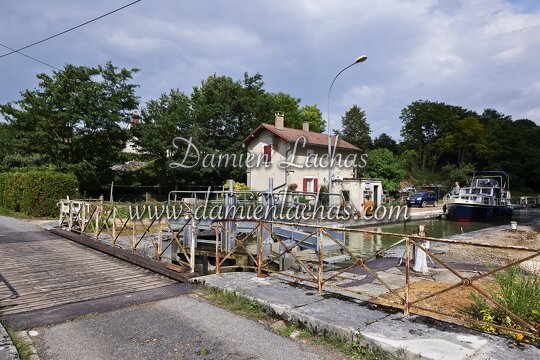 dt bourgogne centre juillet2014 canal briare dammarie 030