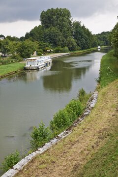dt bourgogne centre juillet2014 canal briare loing 008