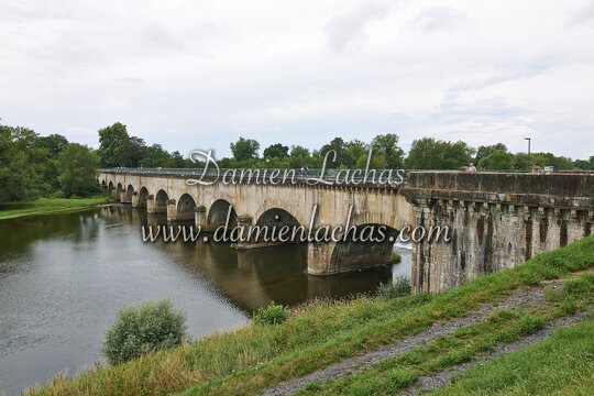 dt bourgogne centre juillet2014 digoin pont canal 055