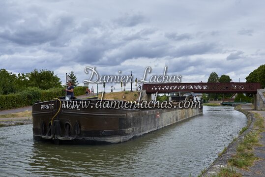 vnf canal lateral loire commerce 002