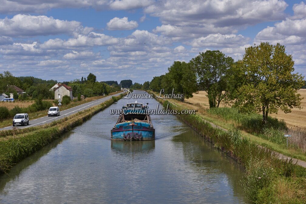 vnf_canal_lateral_loire_commerce_028.jpg