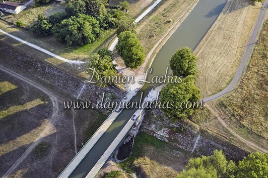 vnf dtcb briare pont canal photo aerien 038
