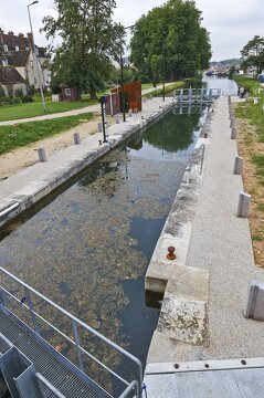 dt bourgogne centre juillet2014 canal loing automatisation 006