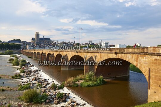 dt bourgogne centre juillet2014 pont nevers 007