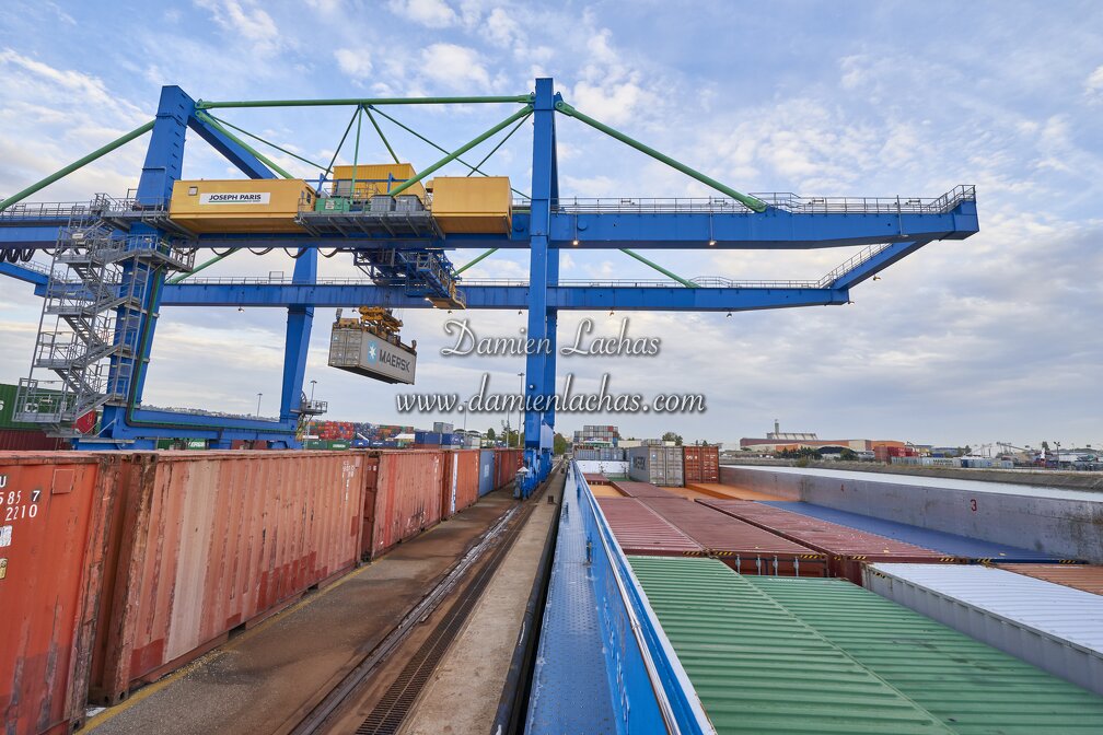 vnf_dtrs_saone_container_camael_photo_006.jpg