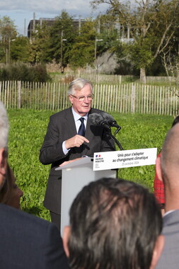 actu premier ministre arbresle oct2024 037
