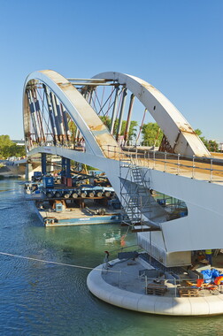 dl pose pont raymond barr confluence 016