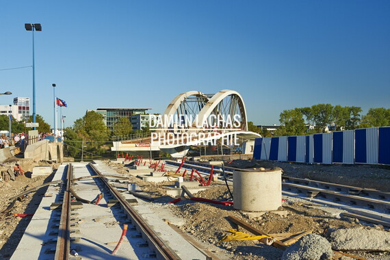 dl pose pont raymond barr confluence 023