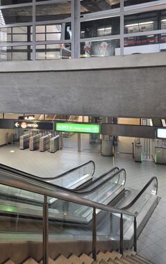 metro lyon station gare de vaise 007