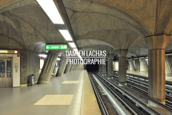 metro lyon station parilly 003