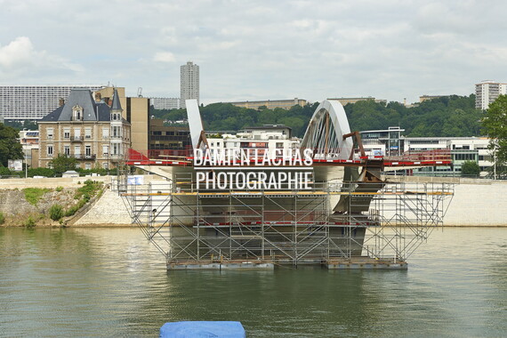 pont schuman pose tablier 004