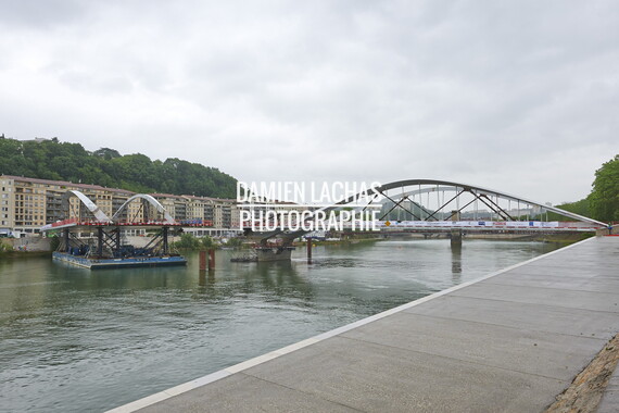 pont schuman pose tablier 022