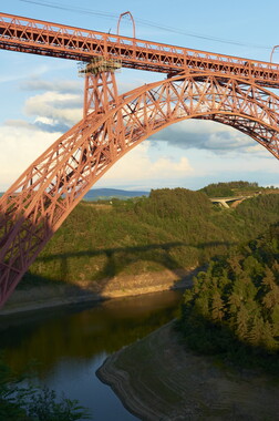 Le Viaduc du Garabit sur les Gorges de la truyère