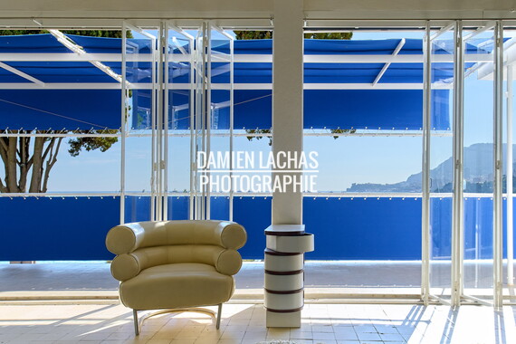cmn cap moderne photo villa e1027 008 villa salon balcon
