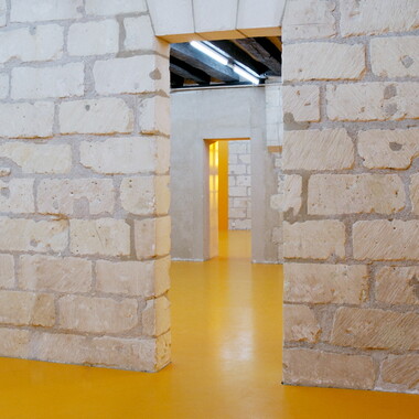 dl interieur jaune porte 012