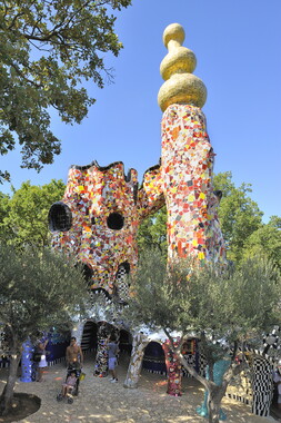 jardin des tarots niki saint-phalle empereur 005