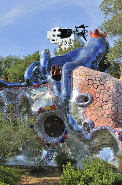 jardin des tarots niki saint-phalle imperatrice 012
