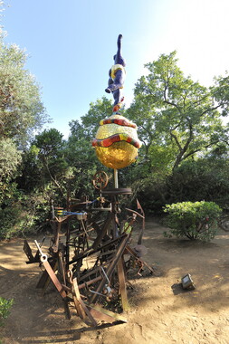 jardin des tarots niki saint-phalle le monde 001