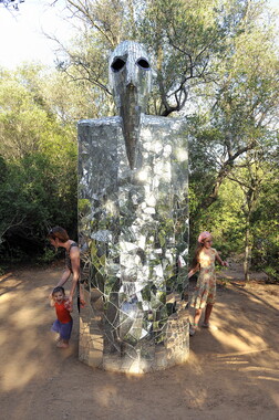 jardin des tarots niki saint-phalle le prophete 002