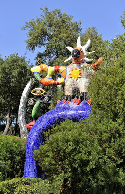 jardin des tarots niki saint-phalle le soleil 001