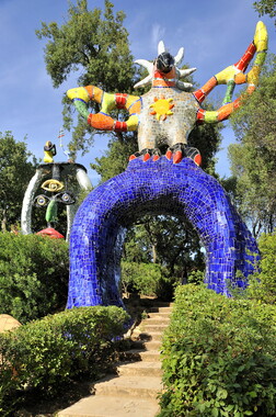 jardin des tarots niki saint-phalle le soleil 002