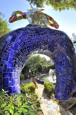 jardin des tarots niki saint-phalle le soleil 004