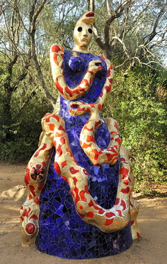 jardin des tarots niki saint-phalle oracle 002