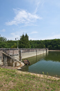 dt bourgogne centre juillet2014 lac barrage pont-massene 007