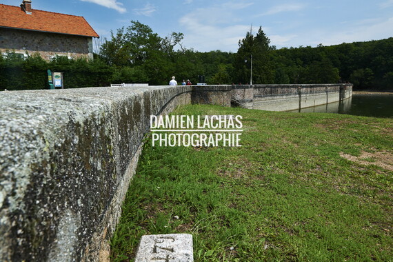 dt bourgogne centre juillet2014 lac barrage pont-massene 009