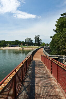 dt bourgogne centre juillet2014 lac barrage pont-massene 024