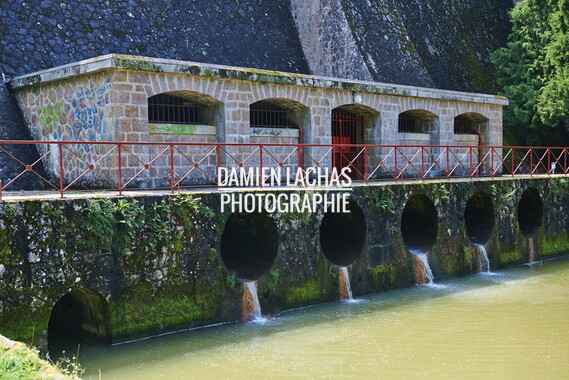 dt bourgogne centre juillet2014 lac barrage pont-massene 038