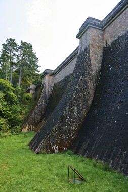 dt bourgogne centre juillet2014 lac barrage pont-massene 039