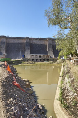 vnf barrage pont massene chantier vannes 001