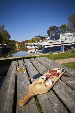 vnf dtcb canal bourgogne pont-ouche restaurant 001
