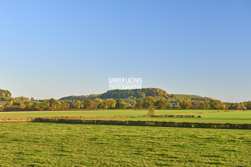La campagne le long du Canal de Bourgogne, ici à Pouilly-en-Auxois vnf_dtcb_canal_bourgogne_pouilly-auxois_012.jpg