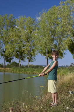 vnf dtcb cb lodges canal figurants peche 010