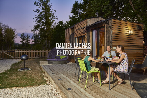 vnf dtcb cb lodges canal figurants repas 004