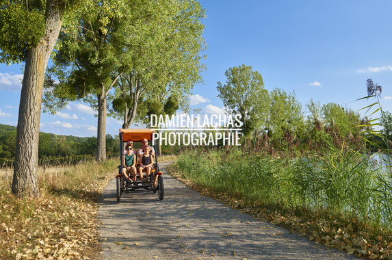 vnf dtcb cb lodges canal figurants rosalie 008