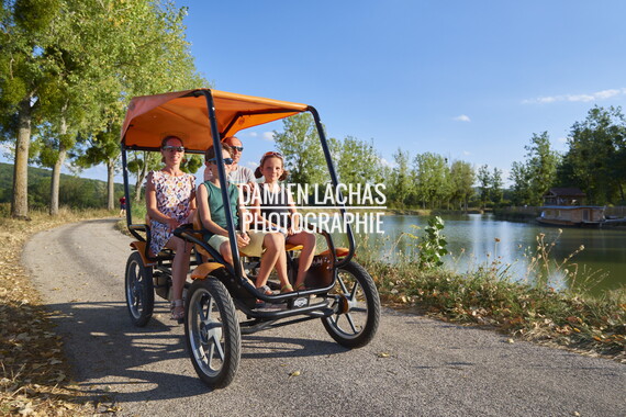 vnf dtcb cb lodges canal figurants rosalie 010