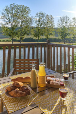 vnf dtcb cb lodges canal petit dejeuner 007
