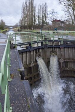 vnf dtcb canal centre ecluse 34bis crissey 028