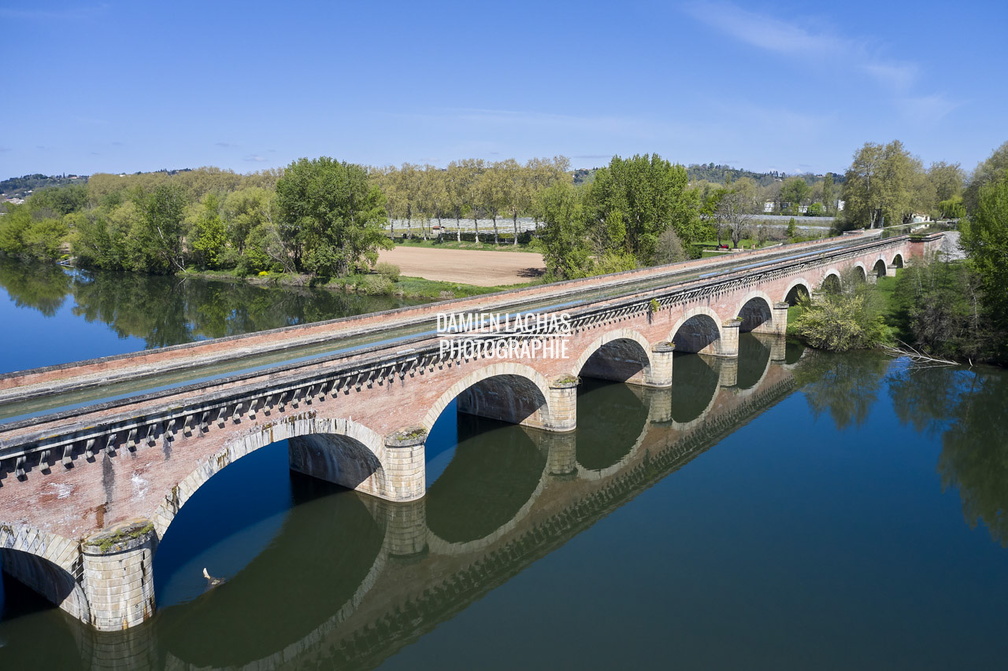 vnf_dtso_moissac-pont-canal_photo_aerien_009.jpg