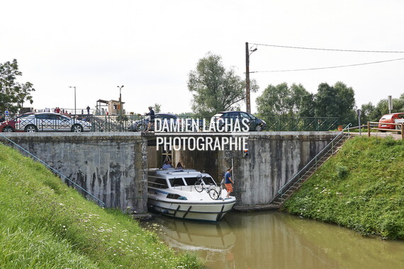 dt bourgogne centre juillet2014 guetin pont canal 025