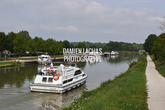 dt bourgogne centre juillet2014 guetin pont canal 026