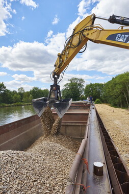 vnf canal lateral loire commerce 039