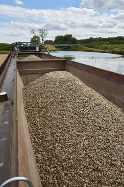 vnf canal lateral loire commerce 046