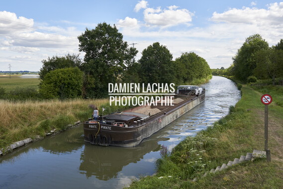 vnf canal lateral loire commerce 049