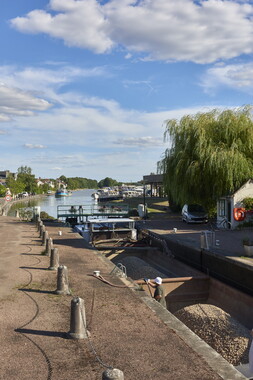 vnf canal lateral loire commerce 057